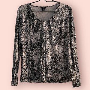 Haggar, Lightweight LS Black and White Patterned Blouse, Size Large, Women's